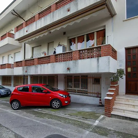 La Casa Al Mare Di Anny Apartamento